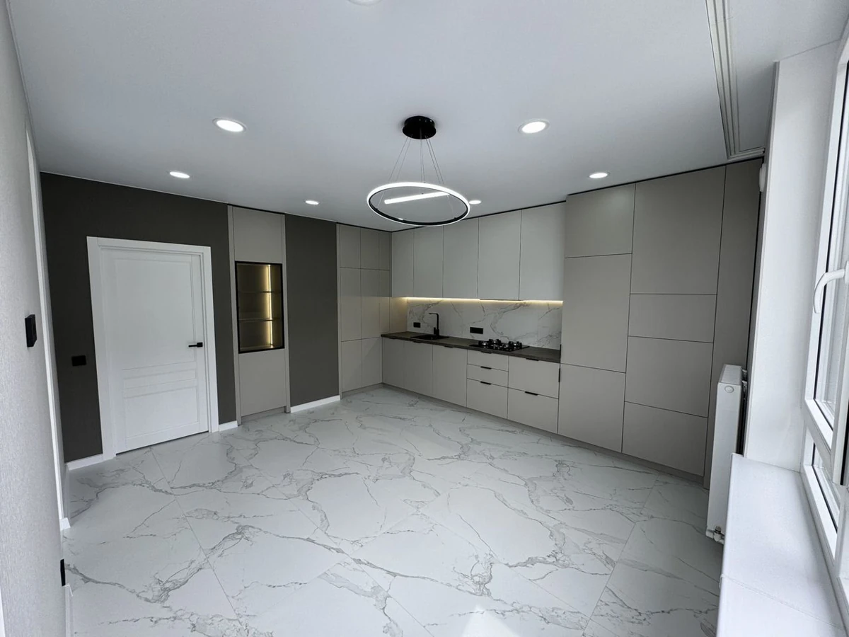 Трехкомнатная квартира в ЖК «Альпы»